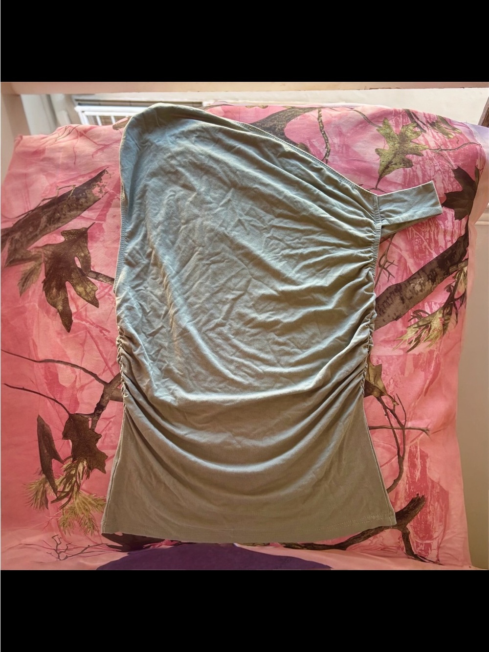 Superdown Olive One-Shoulder Ruched Top - Picture 9 of 10